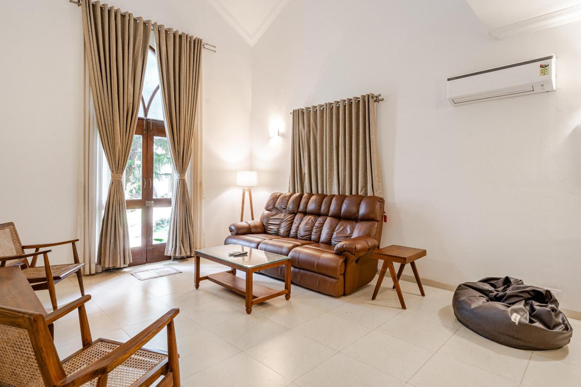 Susegad Suites Arpora Apartments & Villas With Reserved Parking Номер фото